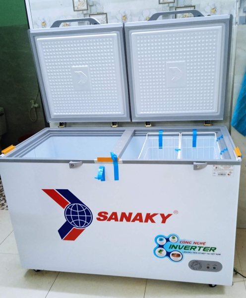 Ảnh thực tế tủ đông Sanaky VH-5699HY3