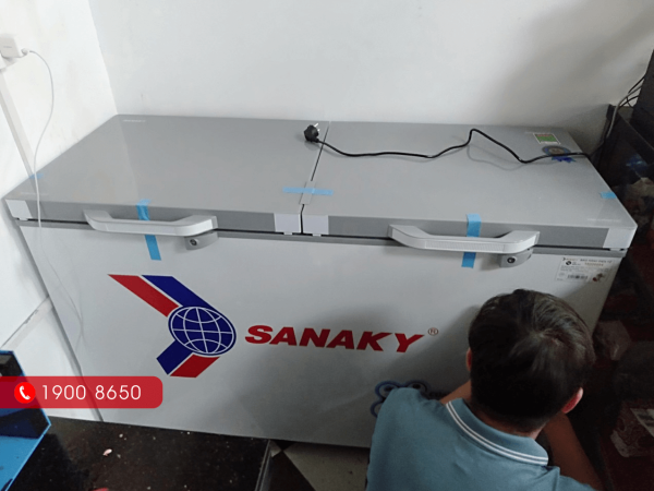Hình ảnh thực tế tủ đông Sanaky VH-4099A4K
